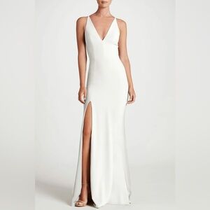 NWOT Dress The Population Iris gown - off white. Sz L